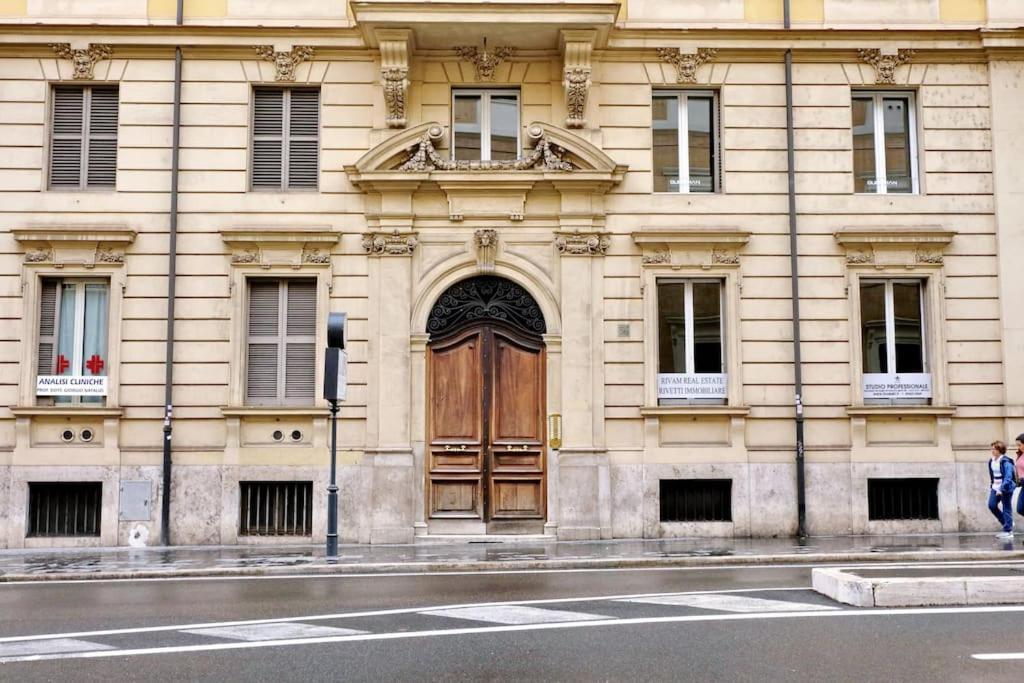 Elegant Apartment In The Heart Of Rome-Navona Area Exterior foto